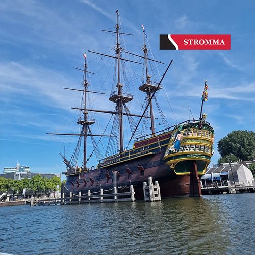 stromma-amsterdam-nightlife - boat